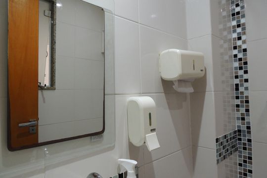 Lavabo de casa de condomínio à venda com 3 quartos, 132m² em Pechincha, Rio de Janeiro