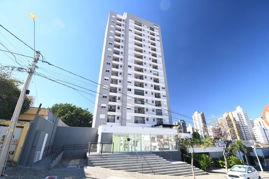 Fachada de apartamento para alugar com 1 quarto, 50m² em Cambuí, Campinas