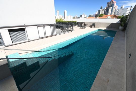 Área comum - Piscina de apartamento para alugar com 1 quarto, 50m² em Cambuí, Campinas