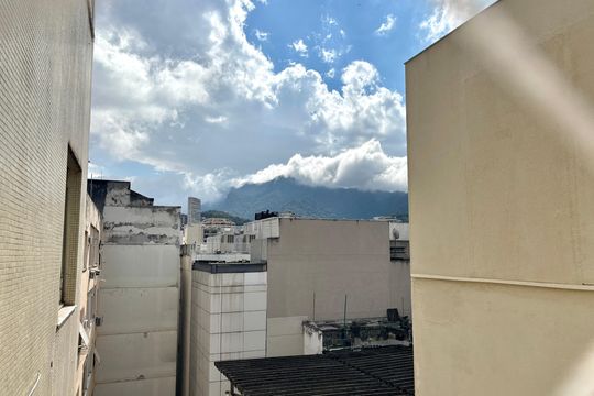 Sala de apartamento à venda com 3 quartos, 178m² em Leblon, Rio de Janeiro