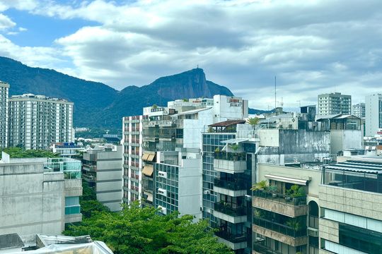 Vista do Quarto 3 de apartamento à venda com 3 quartos, 178m² em Leblon, Rio de Janeiro