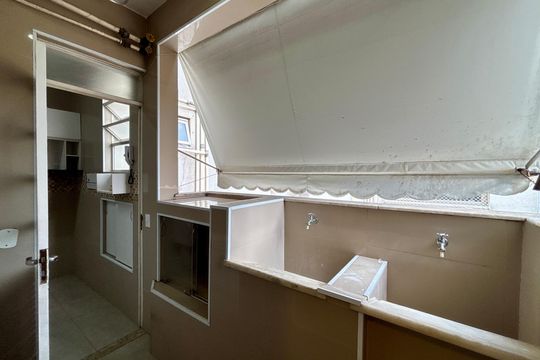 Área de serviço de apartamento à venda com 3 quartos, 178m² em Leblon, Rio de Janeiro