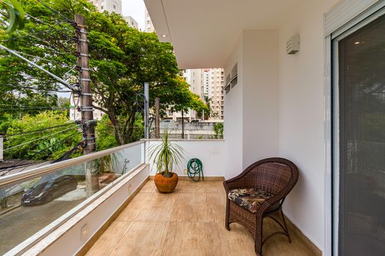 Casa à venda com 3 quartos, 160m² em Jardim Vazani, São Paulo