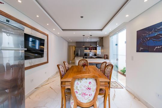 Casa à venda com 3 quartos, 160m² em Jardim Vazani, São Paulo
