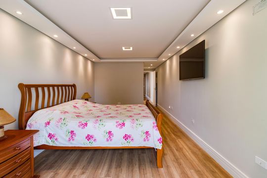 Casa à venda com 3 quartos, 160m² em Jardim Vazani, São Paulo