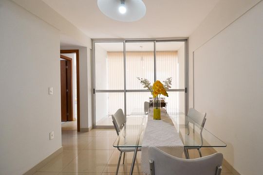 Sala Ambientes de apartamento à venda com 2 quartos, 60m² em Sagrada Família, Belo Horizonte