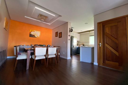 Sala de casa à venda com 3 quartos, 350m² em Santa Teresa, São Leopoldo
