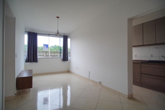 Sala de apartamento à venda com 2 quartos, 57m² em Morro do Espelho, São Leopoldo