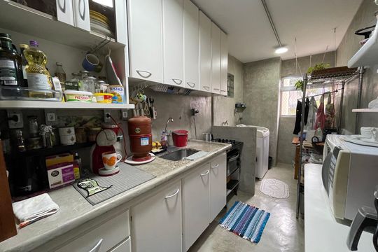 Cozinha de apartamento à venda com 3 quartos, 64m² em Jardim Jaqueline, São Paulo