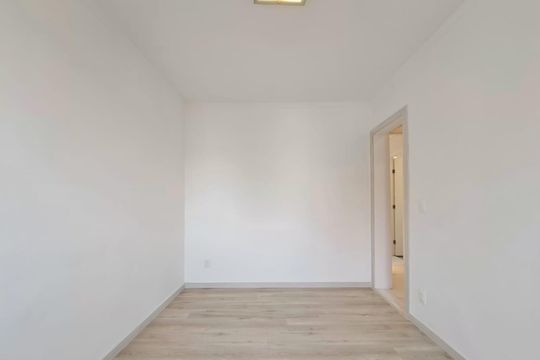 Quarto de apartamento à venda com 4 quartos, 210m² em Buritis, Belo Horizonte