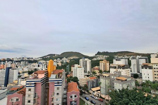 Vista da Cobertura  de apartamento à venda com 4 quartos, 210m² em Buritis, Belo Horizonte