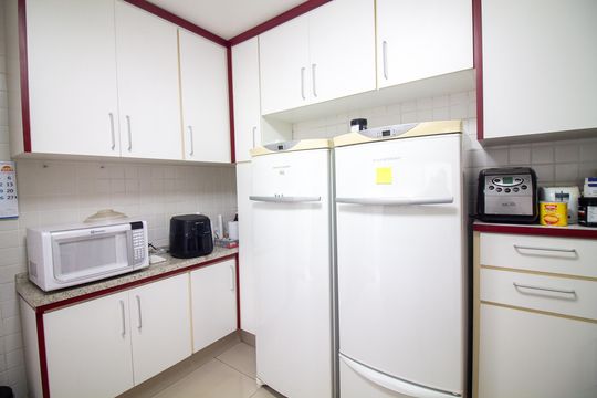 Cozinha de casa à venda com 4 quartos, 242m² em Cidade Monções, São Paulo