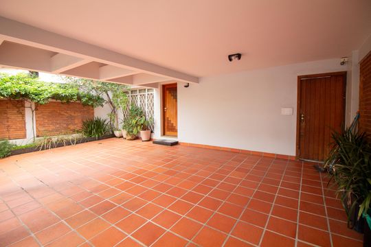 Garagem de casa à venda com 4 quartos, 242m² em Cidade Monções, São Paulo