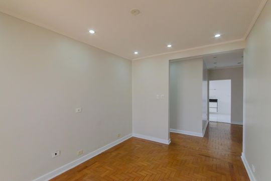Sala de apartamento à venda com 3 quartos, 100m² em Vila Monumento, São Paulo