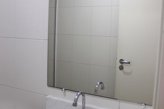 Banheiro da Suíte de apartamento para alugar com 3 quartos, 86m² em Vila Barros, Guarulhos