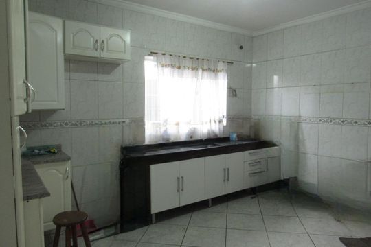 Cozinha de casa à venda com 3 quartos, 250m² em Santo Antônio, Osasco