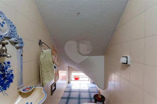 Casa à venda com 4 quartos, 330m² em Vila Anglo Brasileira, São Paulo