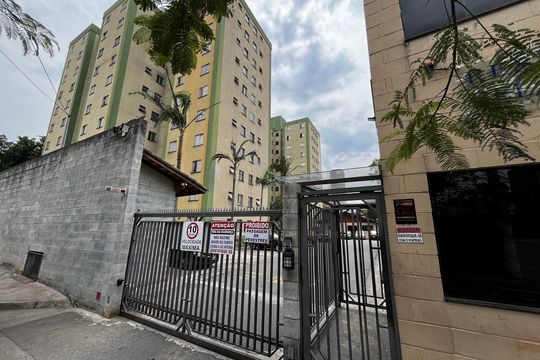 Fachada de apartamento à venda com 2 quartos, 56m² em Vila Bela Vista (zona Norte), São Paulo