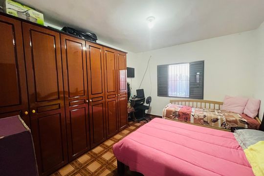 Quarto de casa à venda com 1 quarto, 75m² em Jardim Santa Mena, Guarulhos