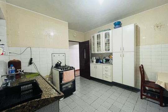 Cozinha de casa à venda com 1 quarto, 75m² em Jardim Santa Mena, Guarulhos
