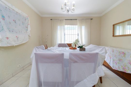 Sala de casa à venda com 4 quartos, 191m² em Jardim São Luís, São Paulo