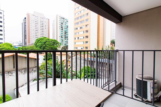 Varanda de kitnet/studio à venda com 1 quarto, 22m² em Barra Funda, São Paulo