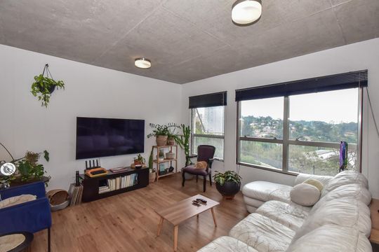 Sala de apartamento para alugar com 1 quarto, 70m² em Panamby, São Paulo