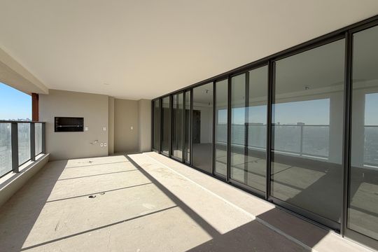 Varanda de apartamento à venda com 4 quartos, 229m² em Cidade Monções, São Paulo