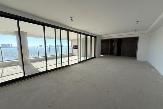 Apartamento à venda com 4 quartos, 229m² em Cidade Monções, São Paulo