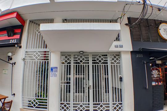 Fachada de apartamento à venda com 3 quartos, 112m² em Bom Retiro, São Paulo