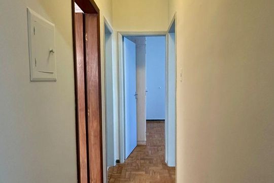 Corredor de apartamento para alugar com 3 quartos, 100m² em Gutierrez, Belo Horizonte