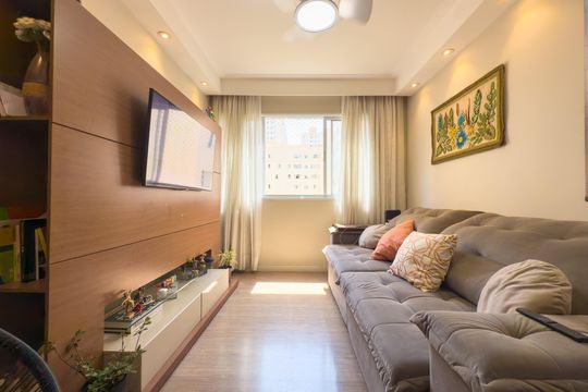 Sala de apartamento à venda com 2 quartos, 55m² em Jardim Santa Emilia, São Paulo