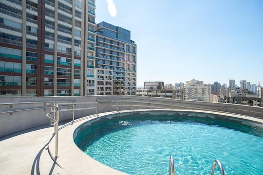 Área comum - Piscina de kitnet/studio para alugar com 1 quarto, 20m² em Bela Vista, São Paulo