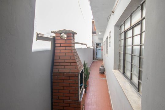 Churrasqueira de casa à venda com 5 quartos, 150m² em Vila Nova Carolina, São Paulo