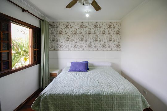 Suíte 1 de casa para alugar com 4 quartos, 400m² em City América, São Paulo