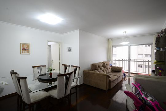 Apartamento à venda com 3 quartos, 90m² em Vila Firmiano Pinto, São Paulo