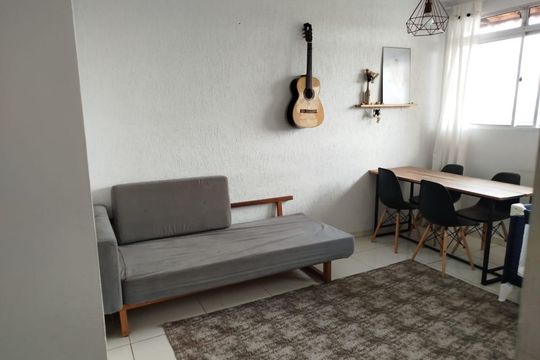 Sala de apartamento à venda com 2 quartos, 65m² em Solar do Barreiro, Belo Horizonte