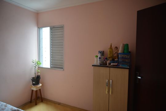 Quarto 2 de apartamento à venda com 2 quartos, 62m² em Vila Helena, Santo André