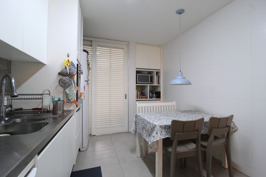 Cozinha de apartamento à venda com 3 quartos, 120m² em Vila Uberabinha, São Paulo