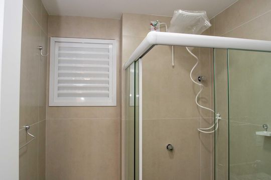 Banheiro Social de casa de condomínio para alugar com 1 quarto, 21m² em Centro, Diadema