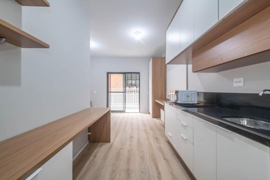 Cozinha de kitnet/studio para alugar com 1 quarto, 26m² em Santo Amaro, São Paulo