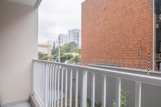Varanda de kitnet/studio para alugar com 1 quarto, 26m² em Santo Amaro, São Paulo