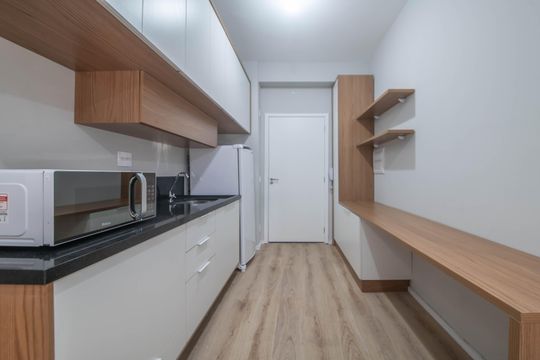 Cozinha de kitnet/studio para alugar com 1 quarto, 26m² em Santo Amaro, São Paulo