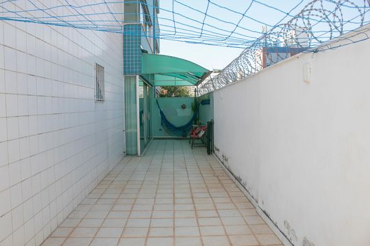 Área Externa de apartamento para alugar com 3 quartos, 176m² em Santa Tereza, Belo Horizonte