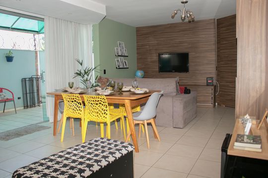 Sala de apartamento para alugar com 3 quartos, 176m² em Santa Tereza, Belo Horizonte