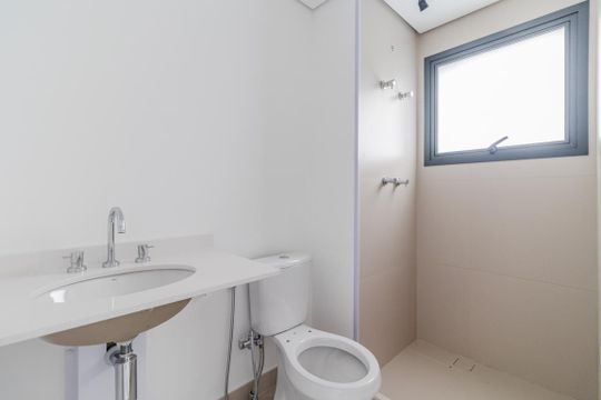 Banheiro da Suíte 2 de apartamento à venda com 3 quartos, 191m² em Sumarezinho, São Paulo
