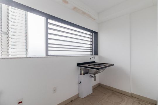Área de Serviço de apartamento à venda com 3 quartos, 195m² em Sumarezinho, São Paulo
