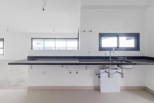 Cozinha de apartamento à venda com 3 quartos, 195m² em Sumarezinho, São Paulo