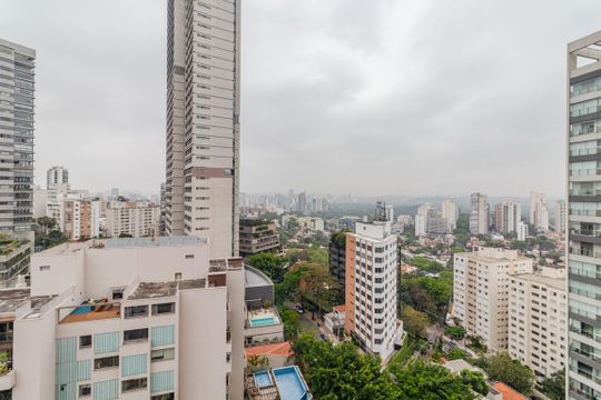 Vista de apartamento à venda com 3 quartos, 195m² em Sumarezinho, São Paulo