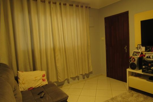 Sala de casa à venda com 2 quartos, 150m² em Jardim das Flores, Osasco